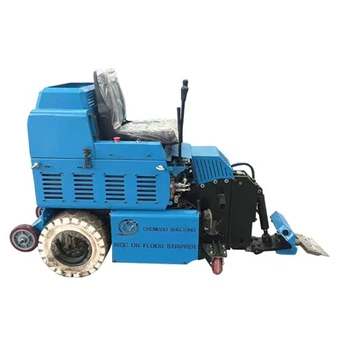 Naik di lantai pengikis untuk menghilangkan keramik